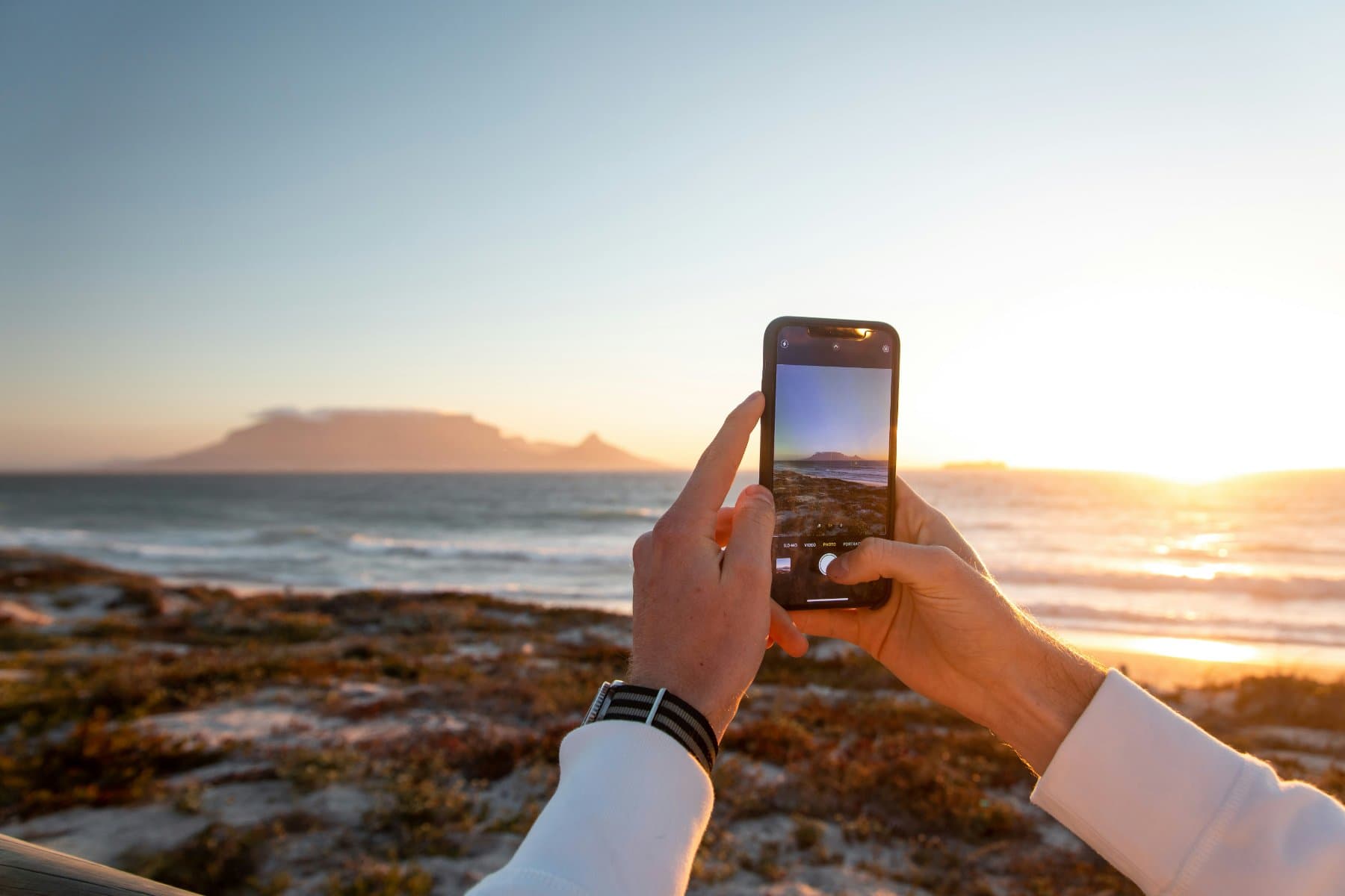 Scenic African safari landscape — Connectivity and Communication on Safari